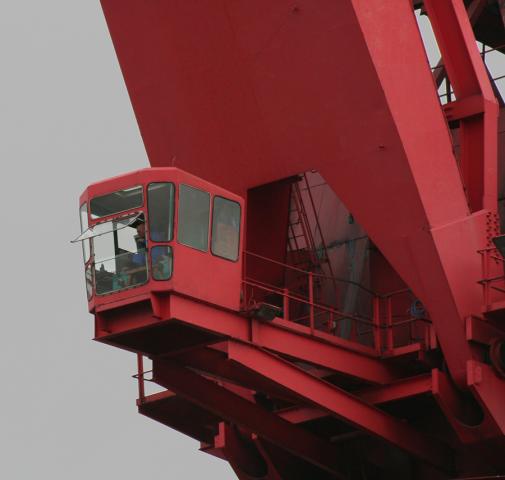 red-crane-driver-web.jpg